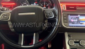 Kit iluminación interior universal instalada en Range Rover Evoque
